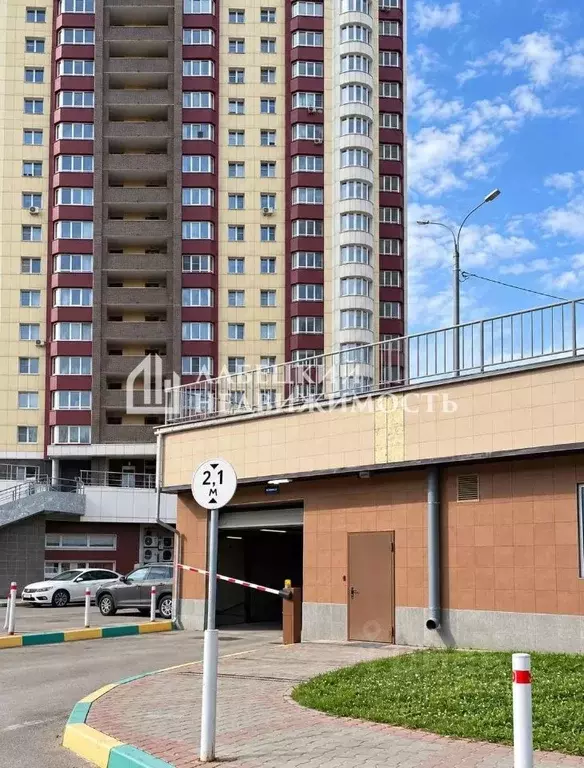 Гараж в Московская область, Химки ул. Ватутина, 4к2с2 (17 м) - Фото 1