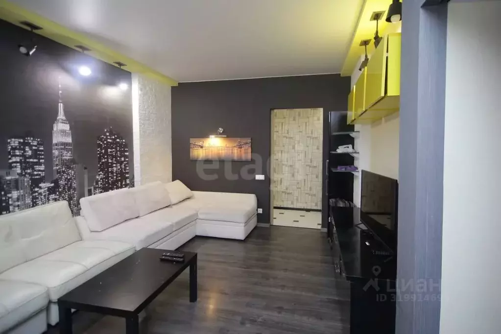 3-к кв. Тульская область, Тула ул. Революции, 21 (90.3 м) - Фото 1