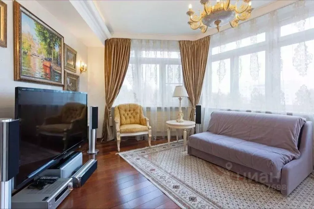 4-к кв. Москва Таганская ул., 15С2 (230.0 м) - Фото 1