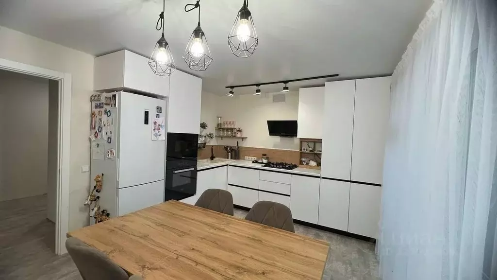 2-к кв. Башкортостан, Нефтекамск бул. Феоктиста Бахтеева, 1Б (71.0 м) - Фото 0