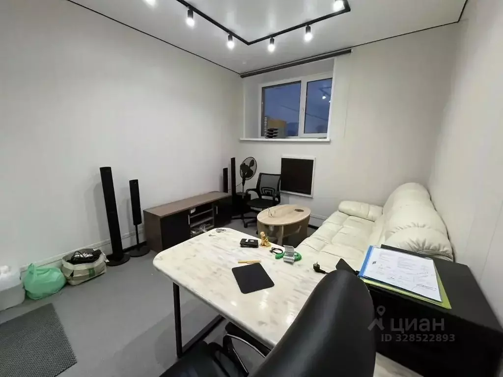 Офис в Ульяновская область, Ульяновск ул. Автомобилистов, 3 (12 м) - Фото 1