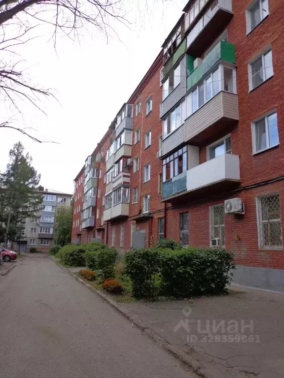 3-к кв. Омская область, Омск Заозерный мкр, ул. Бархатовой, 6В (50.0 ... - Фото 1