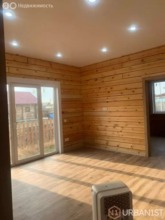 Дом в городской округ Красноярск, посёлок Солонцы (120 м) - Фото 1