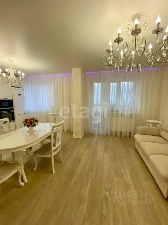 3-к кв. Ханты-Мансийский АО, Сургут Университетская ул., 11 (93.1 м) - Фото 2