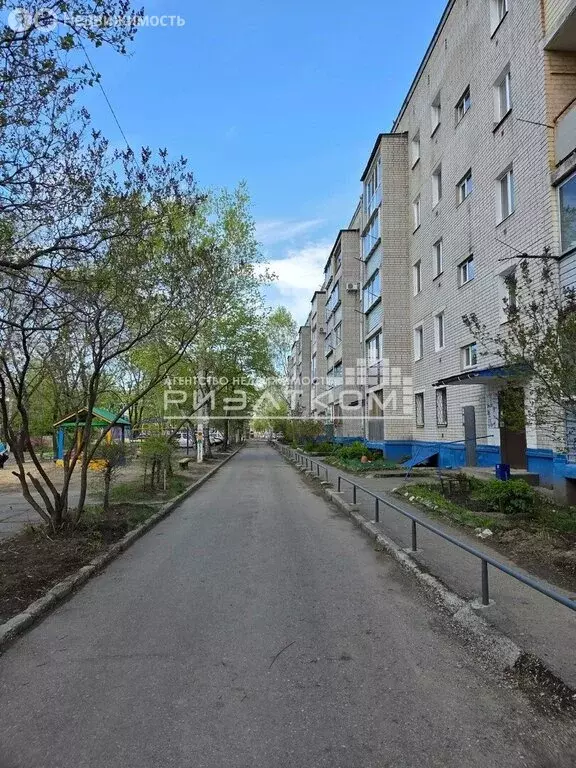 4-комнатная квартира: Благовещенск, улица Ленина, 237 (73.9 м) - Фото 0