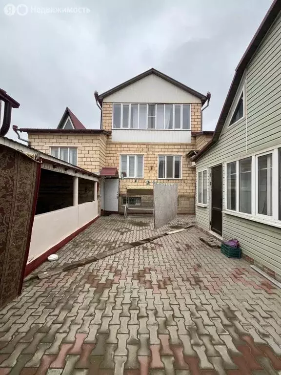 Дом в Каспийск, улица Радищева, 22 (650 м) - Фото 1