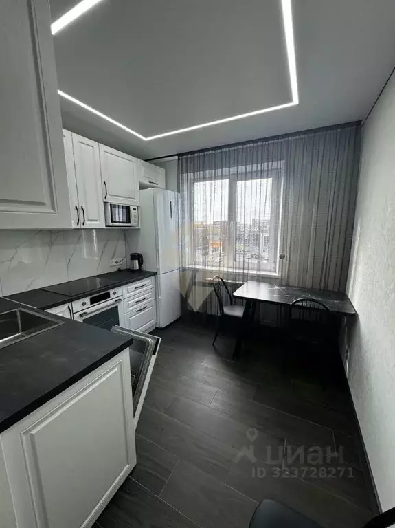 2-к кв. Белгородская область, Старый Оскол Восточный мкр, 14 (53.0 м) - Фото 1