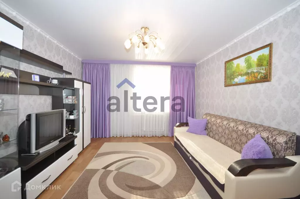 Продаётся 4-к квартира, 71.8 м - Фото 0