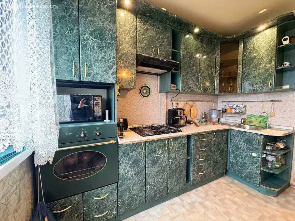 3-комнатная квартира: Чудово, улица Дружбы, 4 (70 м) - Фото 1