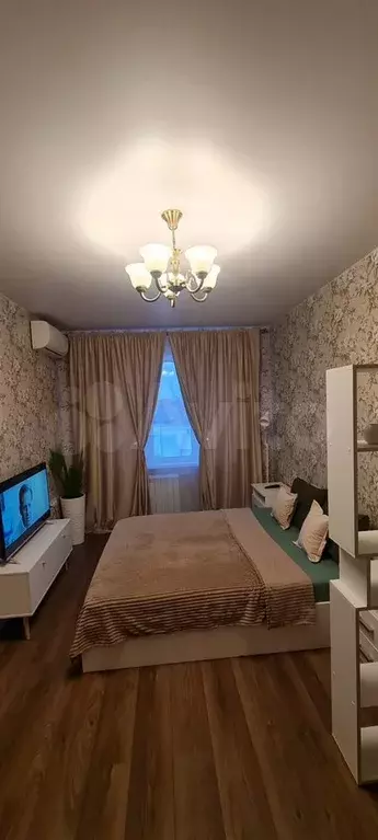 1-к. квартира, 40 м, 4/9 эт. - Фото 0