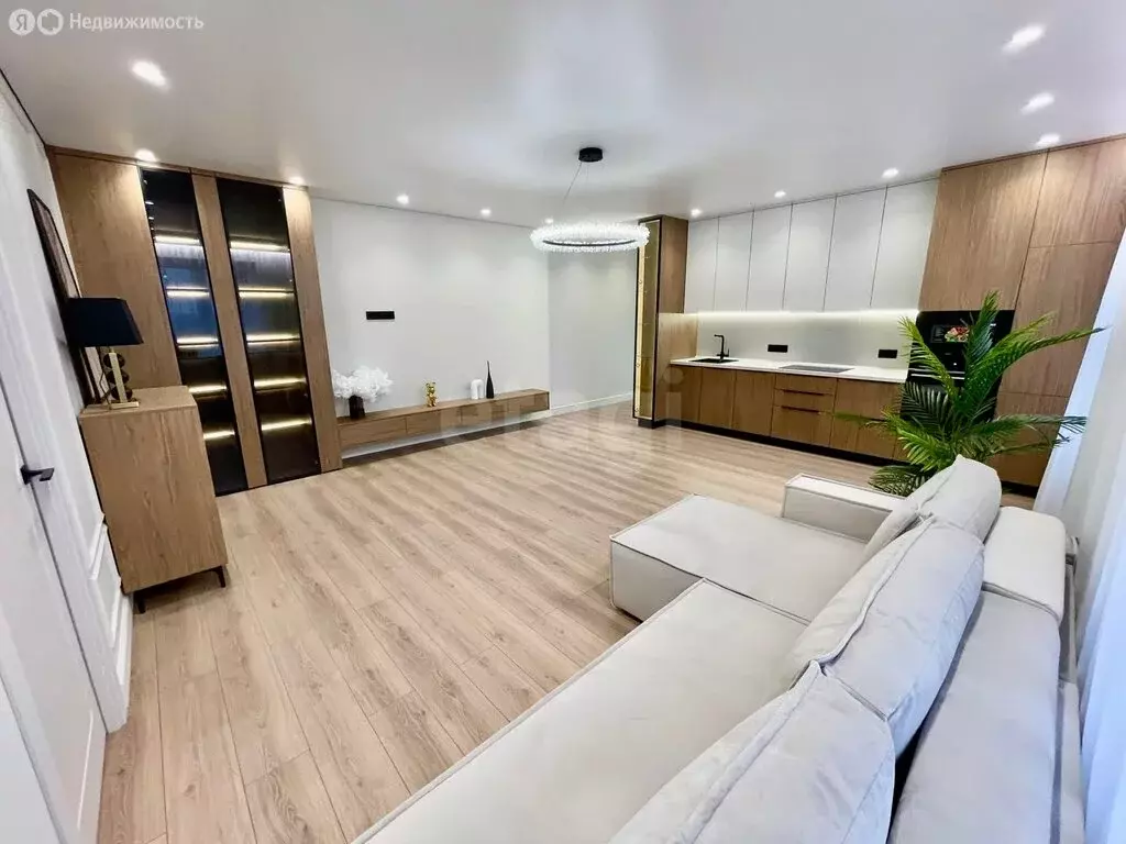 3-комнатная квартира: Казань, Краснококшайская улица, 60 (94.2 м) - Фото 1