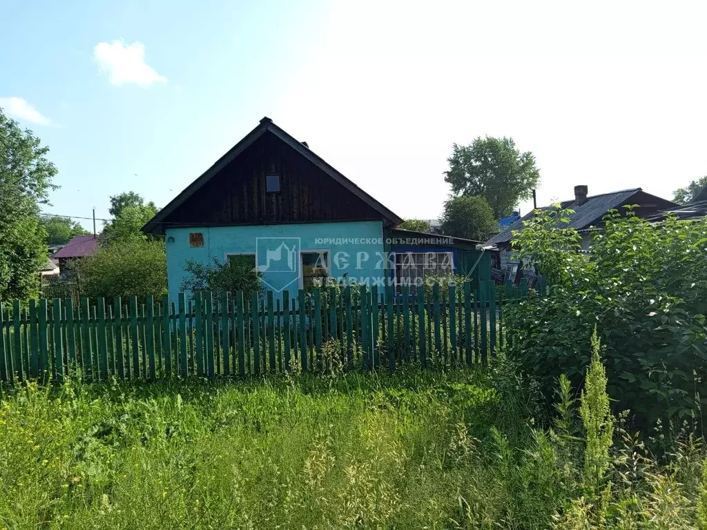 Дом в Кемеровская область, Ленинск-Кузнецкий ул. Глинки (27 м) - Фото 1