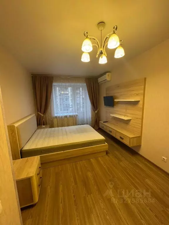 1-к кв. Татарстан, Казань ул. Рауиса Гареева, 98 (35.0 м) - Фото 2