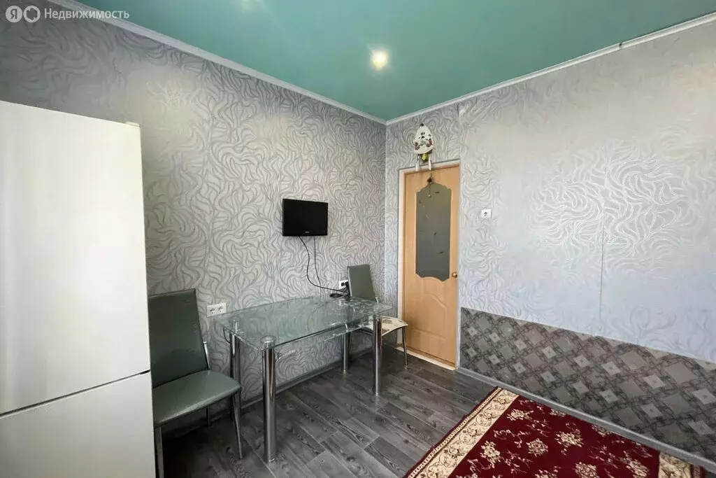 2-комнатная квартира: Астрахань, улица Тренёва, 11к2 (58.6 м) - Фото 2