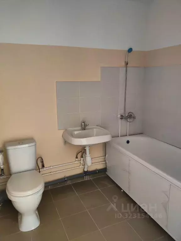 Студия Иркутская область, Братск Падун жилрайон, ул. Котельная, 9 ... - Фото 1