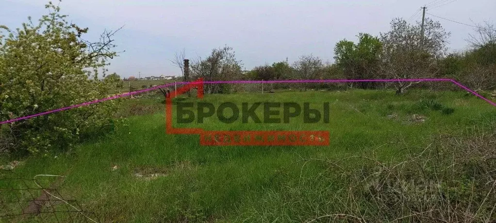Участок в Севастополь ул. Летчика Наумова, 20 (10.0 сот.) - Фото 0
