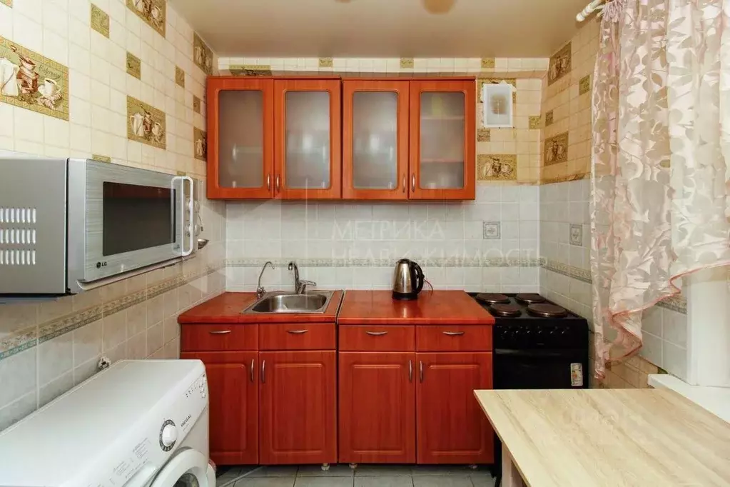 2-к кв. Тюменская область, Тюмень Метелева мкр, ул. Метелевская, 5 ... - Фото 0