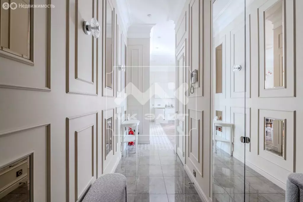 3-комнатная квартира: Санкт-Петербург, набережная реки Фонтанки, 104 ... - Фото 0