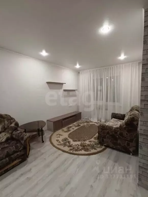 1-к кв. Татарстан, с. Высокая Гора ул. Полковая, 45А (34.5 м) - Фото 1