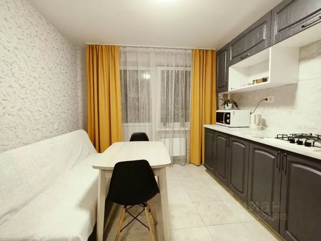 1-к кв. Псковская область, Псков ул. Крестки, 3 (38.0 м) - Фото 1