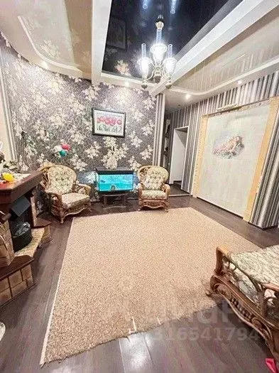 Дом в Татарстан, Зеленодольск ул. Крылова (220 м) - Фото 1
