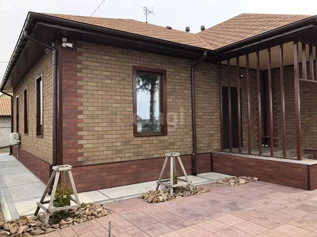 Дом в село Беркут, Первомайская улица (168 м) - Фото 2