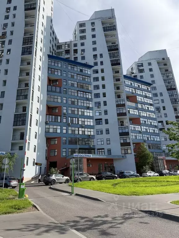 3-к кв. Москва ул. Хачатуряна, 12К1 (80.4 м) - Фото 2