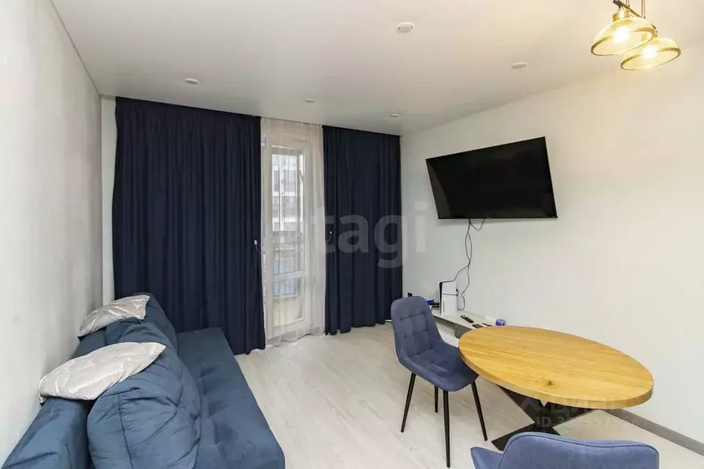 1-к кв. Тюменская область, Тюмень Профсоюзная ул., 63 (44.9 м) - Фото 1