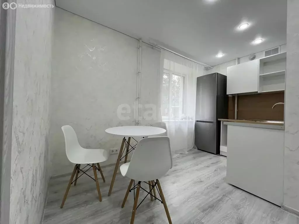 2-комнатная квартира: Казань, Парковая улица, 4 (39.8 м) - Фото 2
