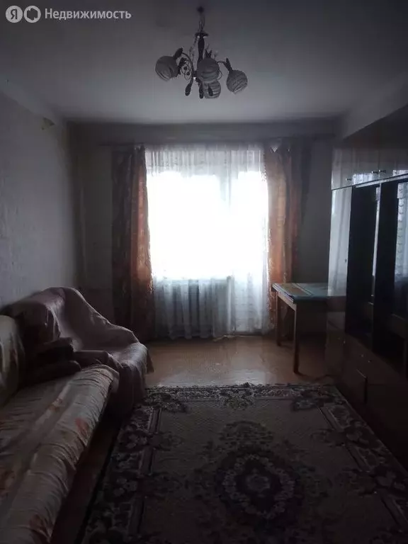 3-комнатная квартира: Еманжелинск, улица Гастелло, 36 (64.8 м) - Фото 2