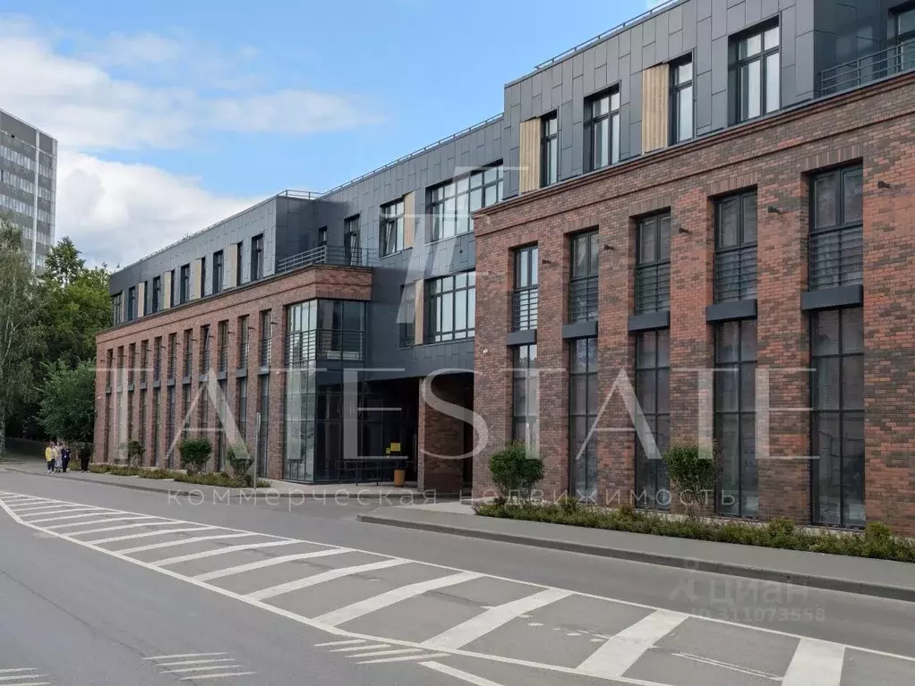 Помещение свободного назначения в Татарстан, Казань ул. Гладилова, 53 ... - Фото 0