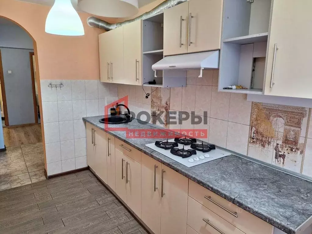 2-к кв. Севастополь ул. Колобова, 21 (56.0 м) - Фото 0