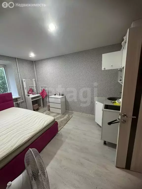 1к в -комнатной квартире (18 м) - Фото 0