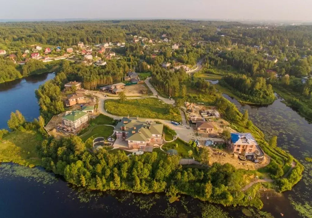 Участок в Ленинградская область, Всеволожский район, Токсовское ... - Фото 0