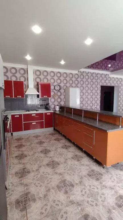 Дом в Оренбургская область, Оренбург ул. Осиновая, 11 (419 м) - Фото 1