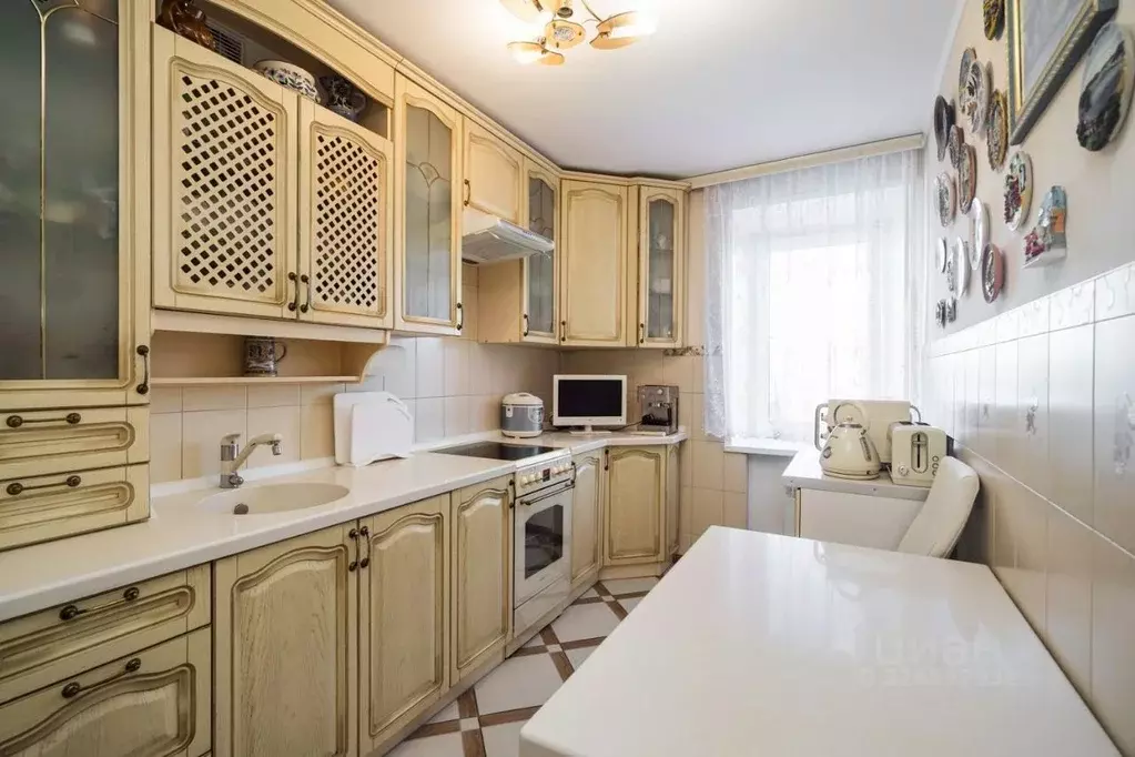 3-к кв. Томская область, Томск просп. Кирова, 32 (58.6 м) - Фото 1