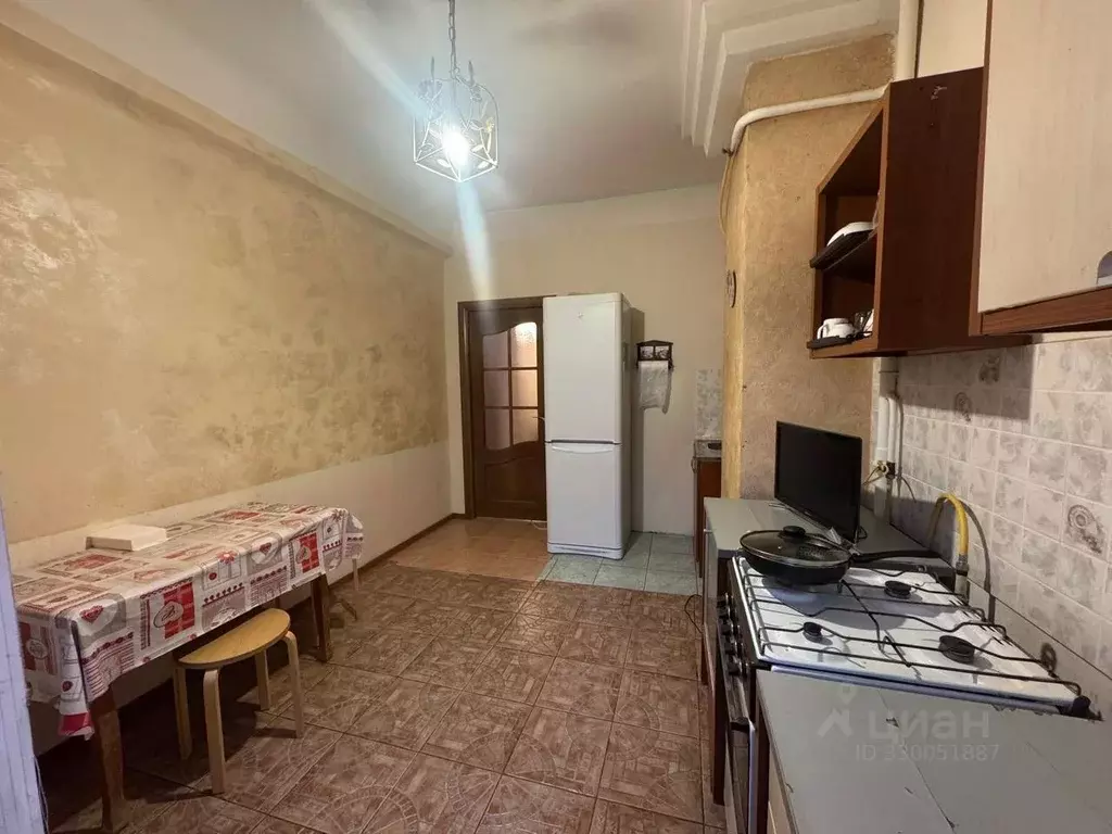2-к кв. Татарстан, Казань ул. Максимова, 45А (45.0 м) - Фото 1