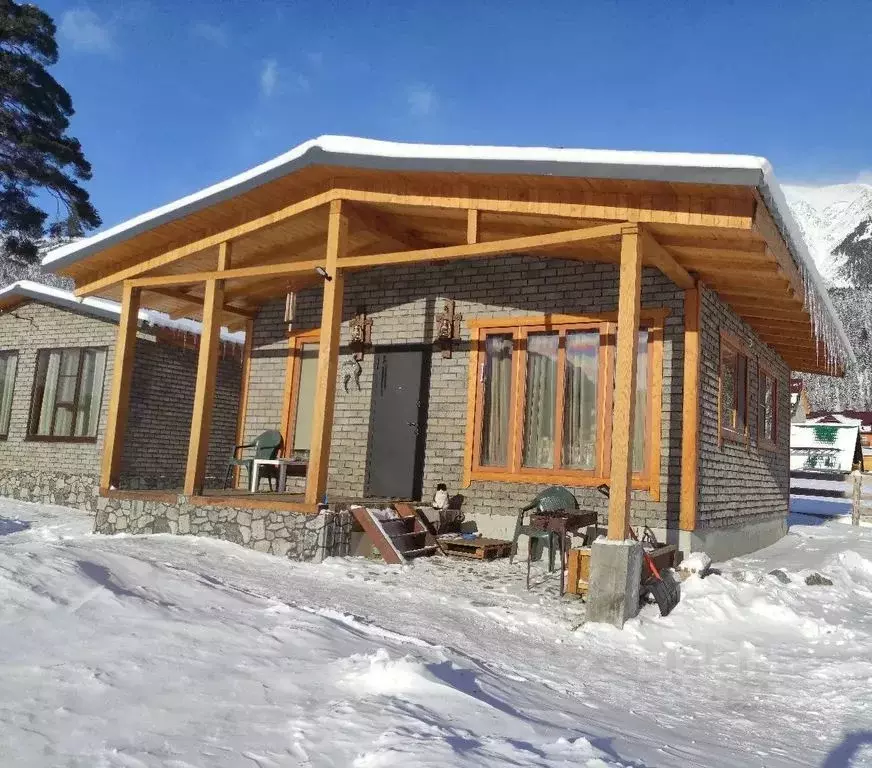 Дом в Карачаево-Черкесия, Зеленчукский район, с. Архыз ул. Алиева, 18Д ... - Фото 2