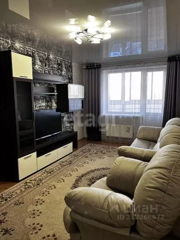 2-к кв. Свердловская область, Екатеринбург ул. Маяковского, 8 (51.9 м) - Фото 1