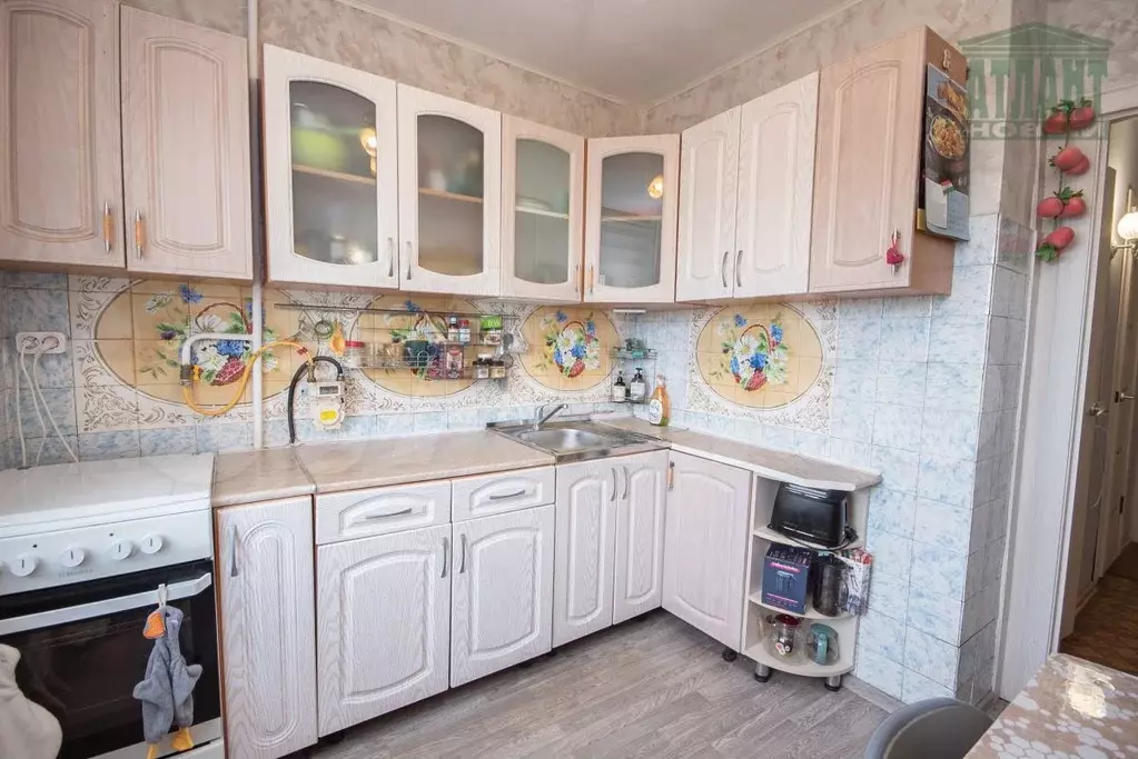 2-к. квартира, 50 м, 5/10 эт. - Фото 0