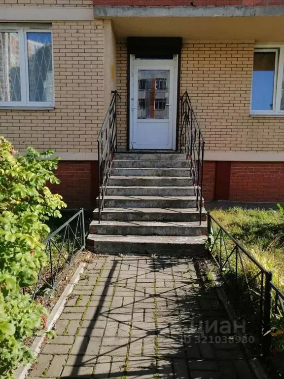 Помещение свободного назначения в Санкт-Петербург Кондратьевский ... - Фото 1