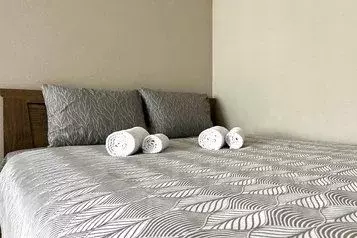 1-к кв. Тюменская область, Тюмень проезд Тихий, 6 (40.0 м) - Фото 1