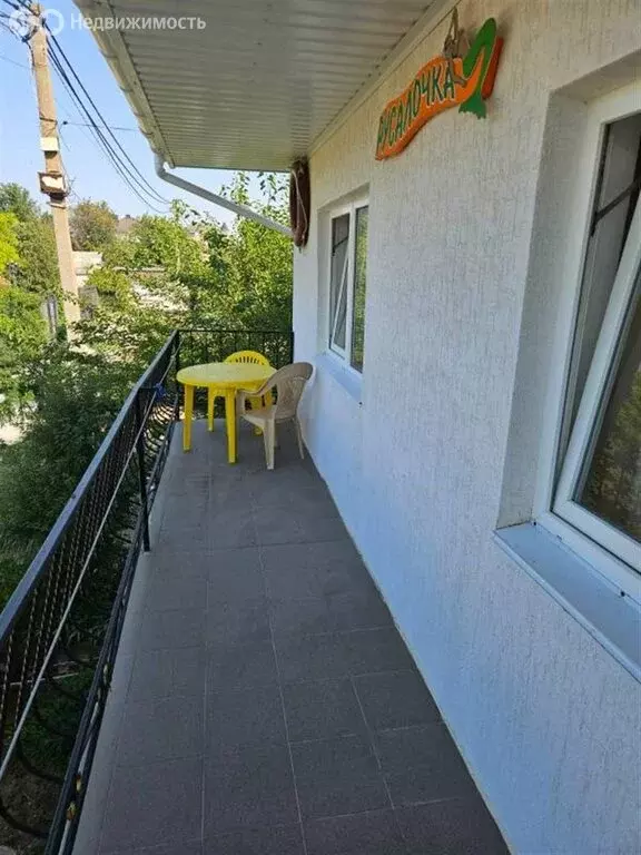 Дом в Сакский район, село Штормовое (130.9 м) - Фото 1