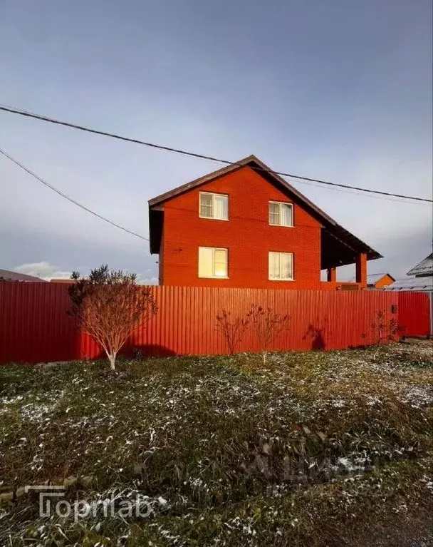 Дом в Марий Эл, Медведевский район, Знаменское с/пос, пос. Знаменский ... - Фото 1