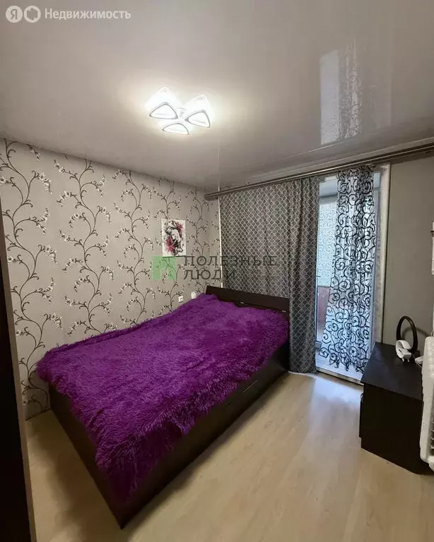 3-комнатная квартира: Ижевск, улица Ключевой Посёлок, 37 (59 м) - Фото 1