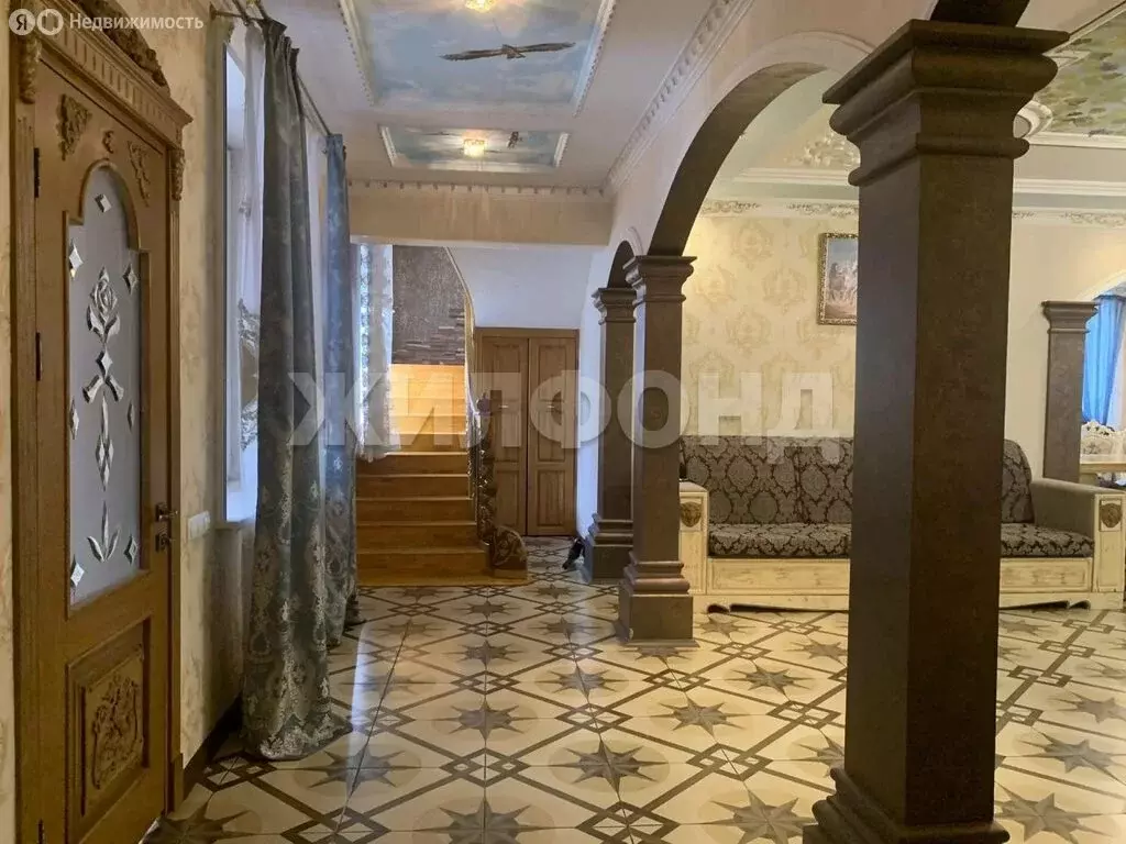 Дом в Томск, улица Кутузова (252.8 м) - Фото 1