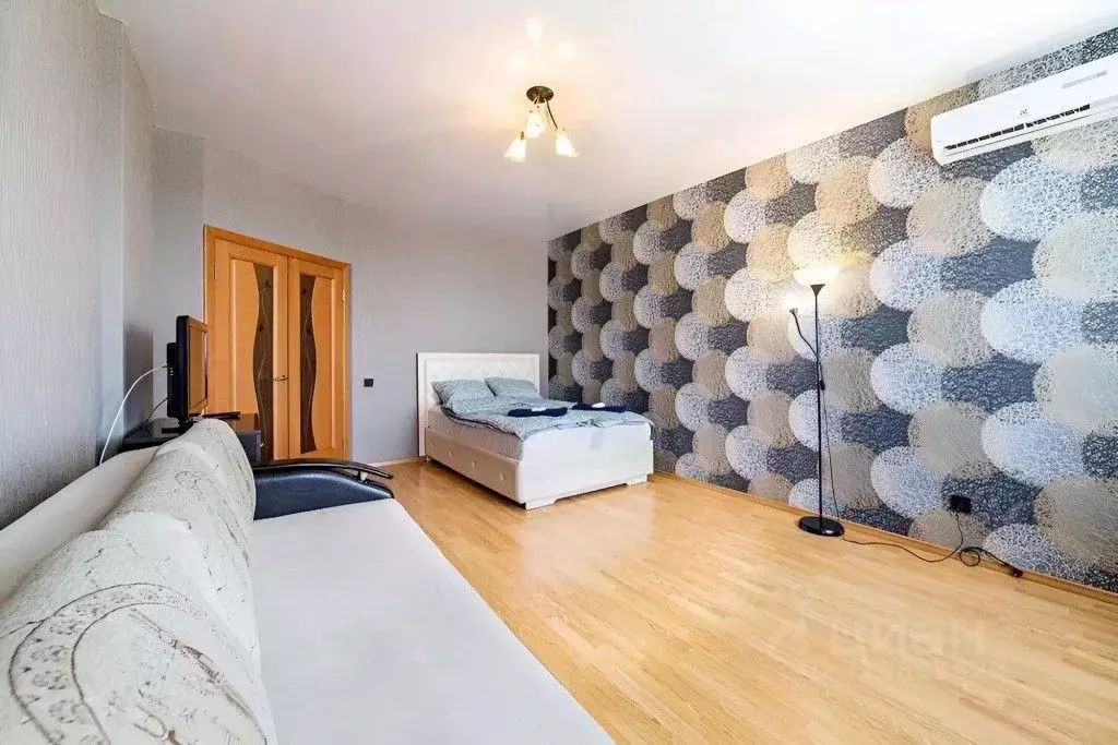 1-к кв. Татарстан, Казань ул. Фатыха Амирхана, 18/41 (50.0 м) - Фото 0