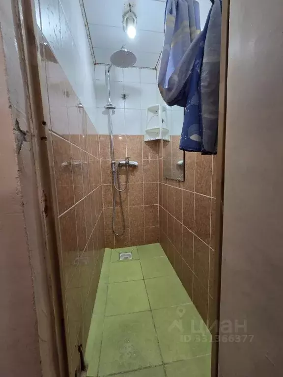 Комната Омская область, Омск Звездная ул., 2А (18.0 м) - Фото 1