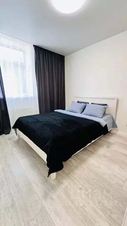 1-к кв. Тюменская область, Тюмень ул. Первооткрывателей, 6 (41.0 м) - Фото 0