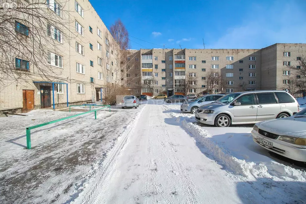 3-комнатная квартира: Новоалтайск, улица Анатолия, 41 (59 м) - Фото 2